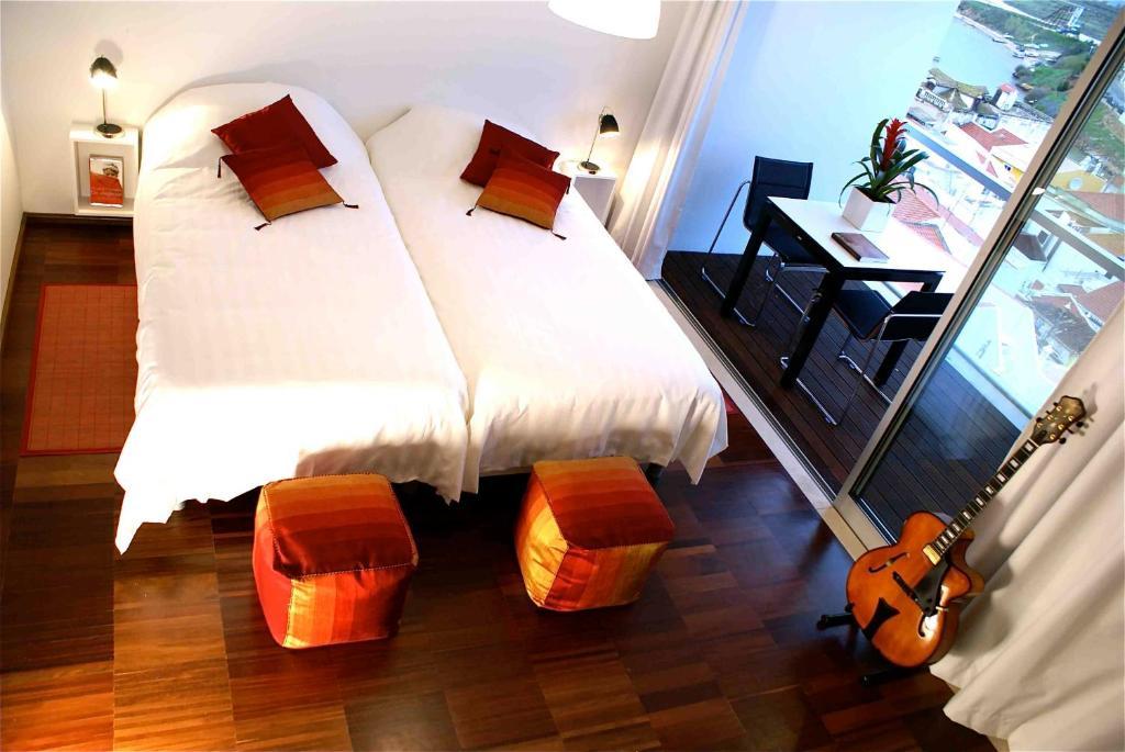 Three-Bedroom Apartment,11470413:JPEG