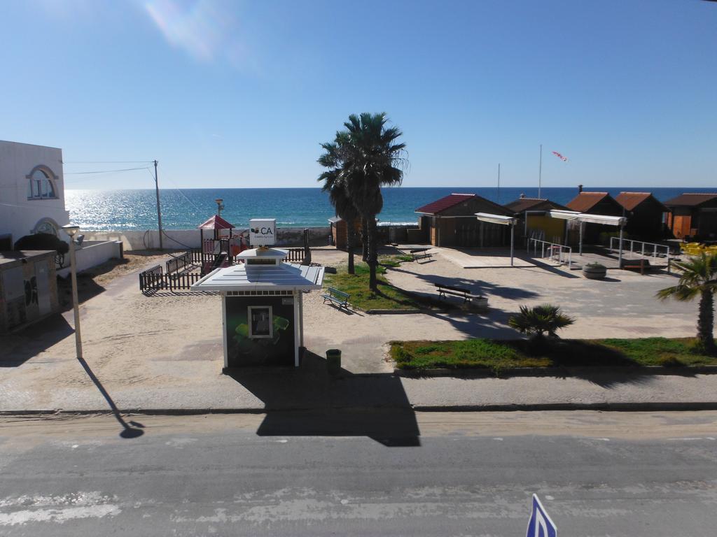 Superior Double Room with Balcony and Sea or River View,664221261:JPEG