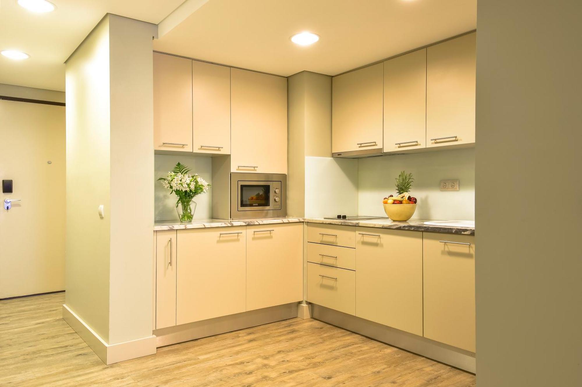 Premium Two-Bedroom Apartment with Balcony and Pool View