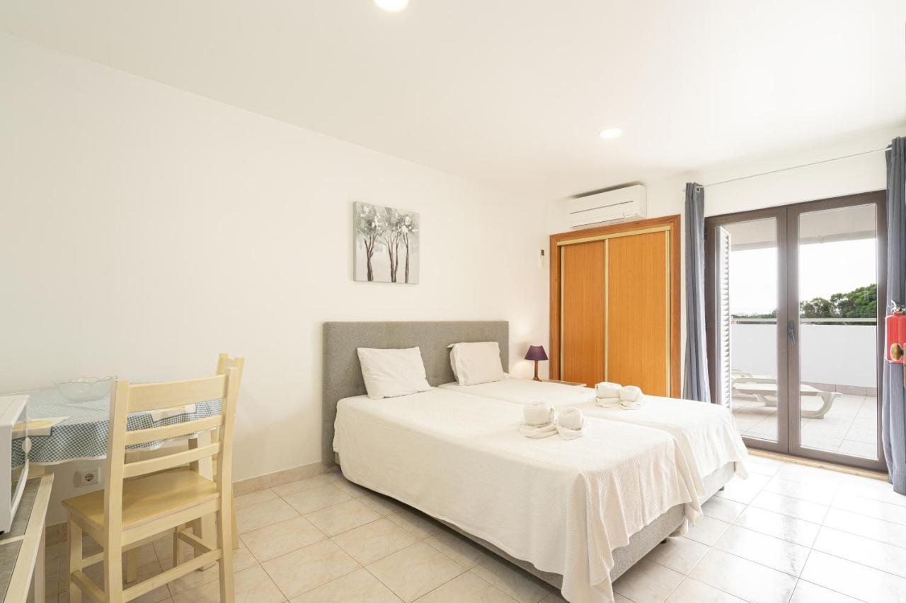 Studio,1355029775:JPEG