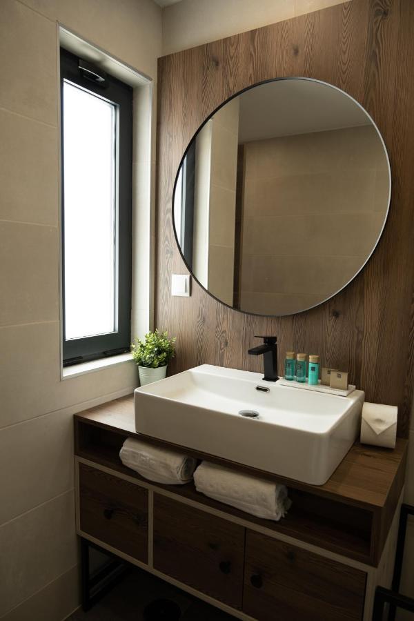 Standard Double or Twin Room Balcony
