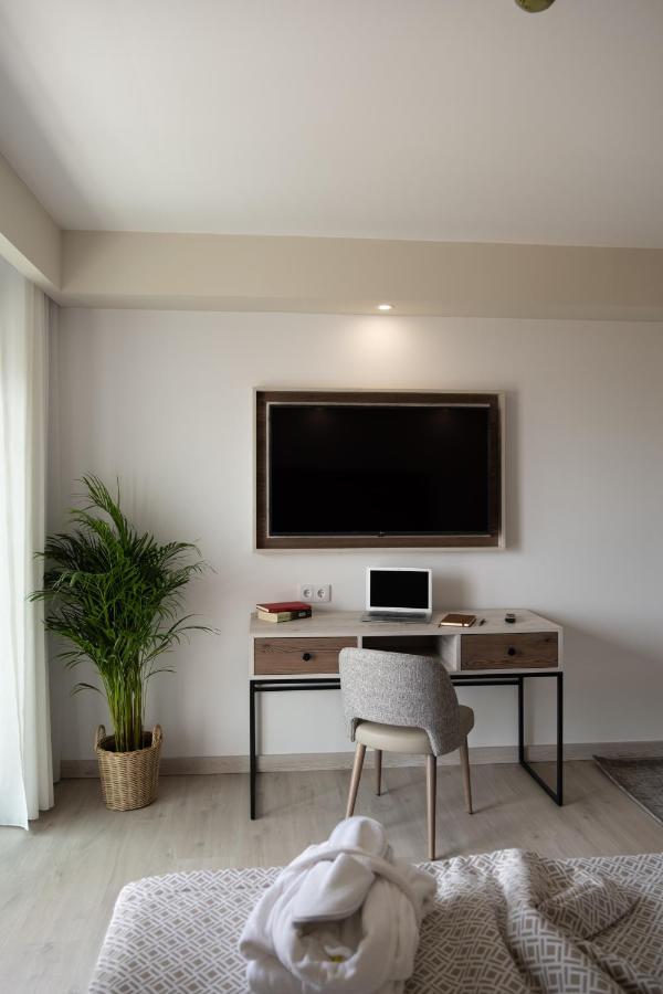Standard Double or Twin Room Balcony