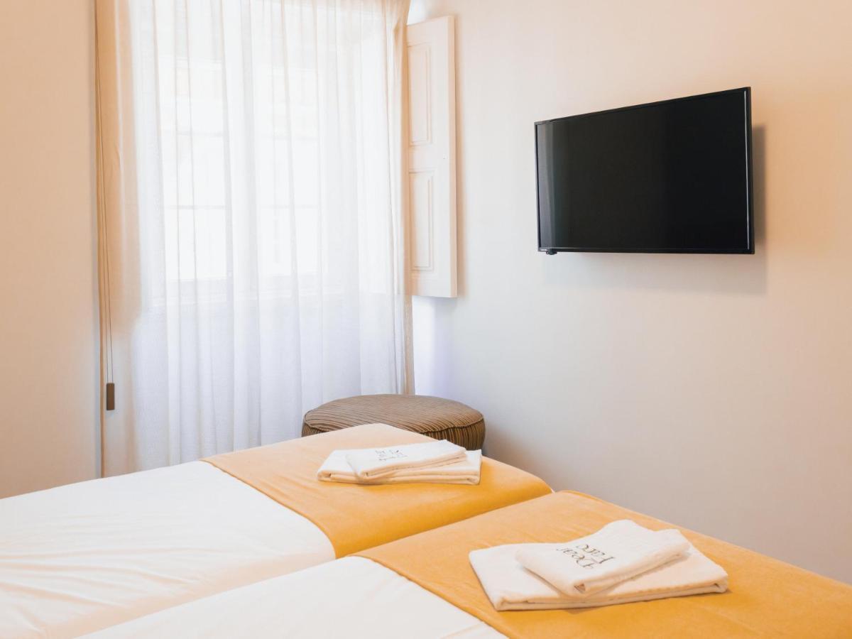 Double or Twin Room with Private Bathroom,1519644271:JPEG