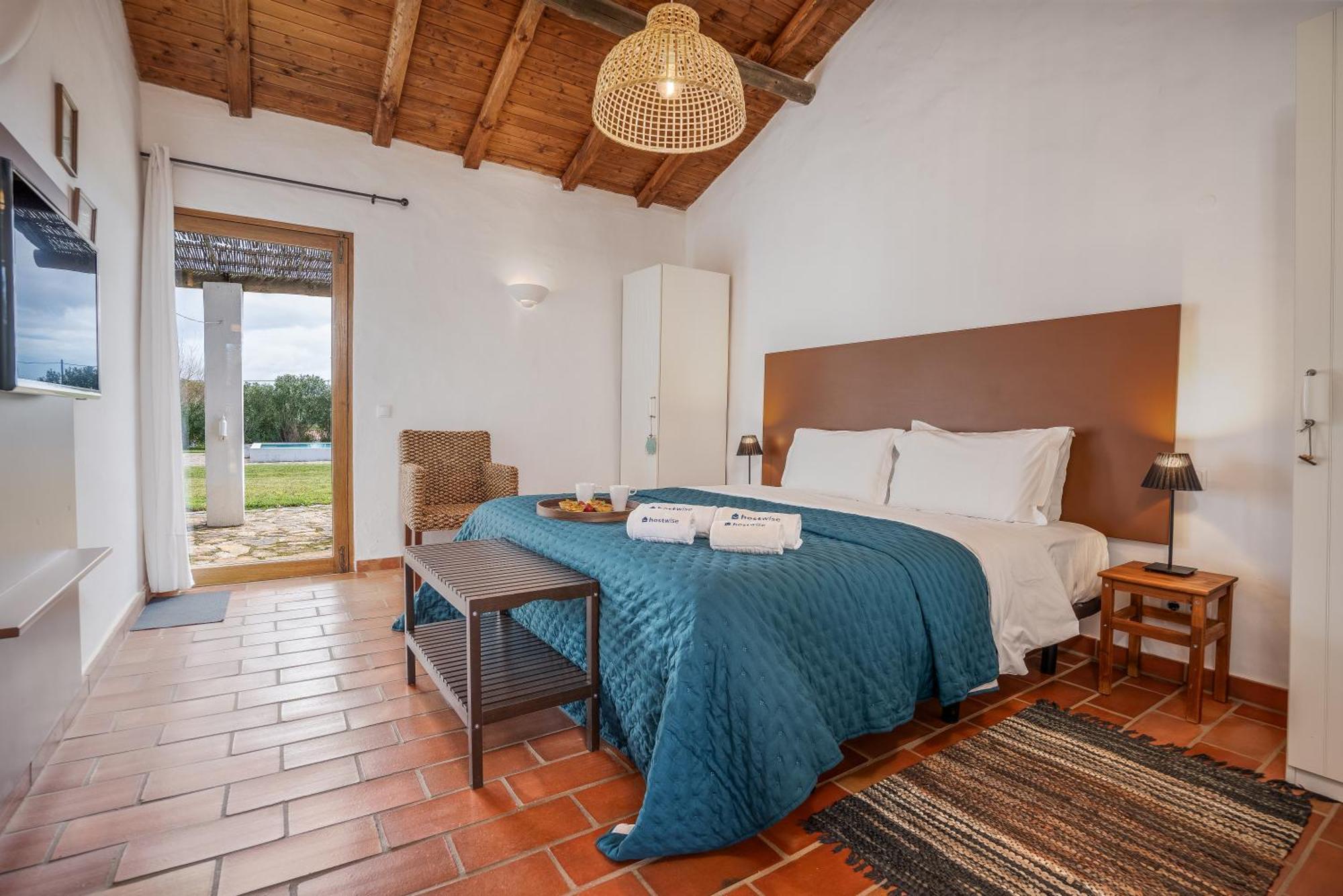 One-Bedroom House,1499041420:JPEG