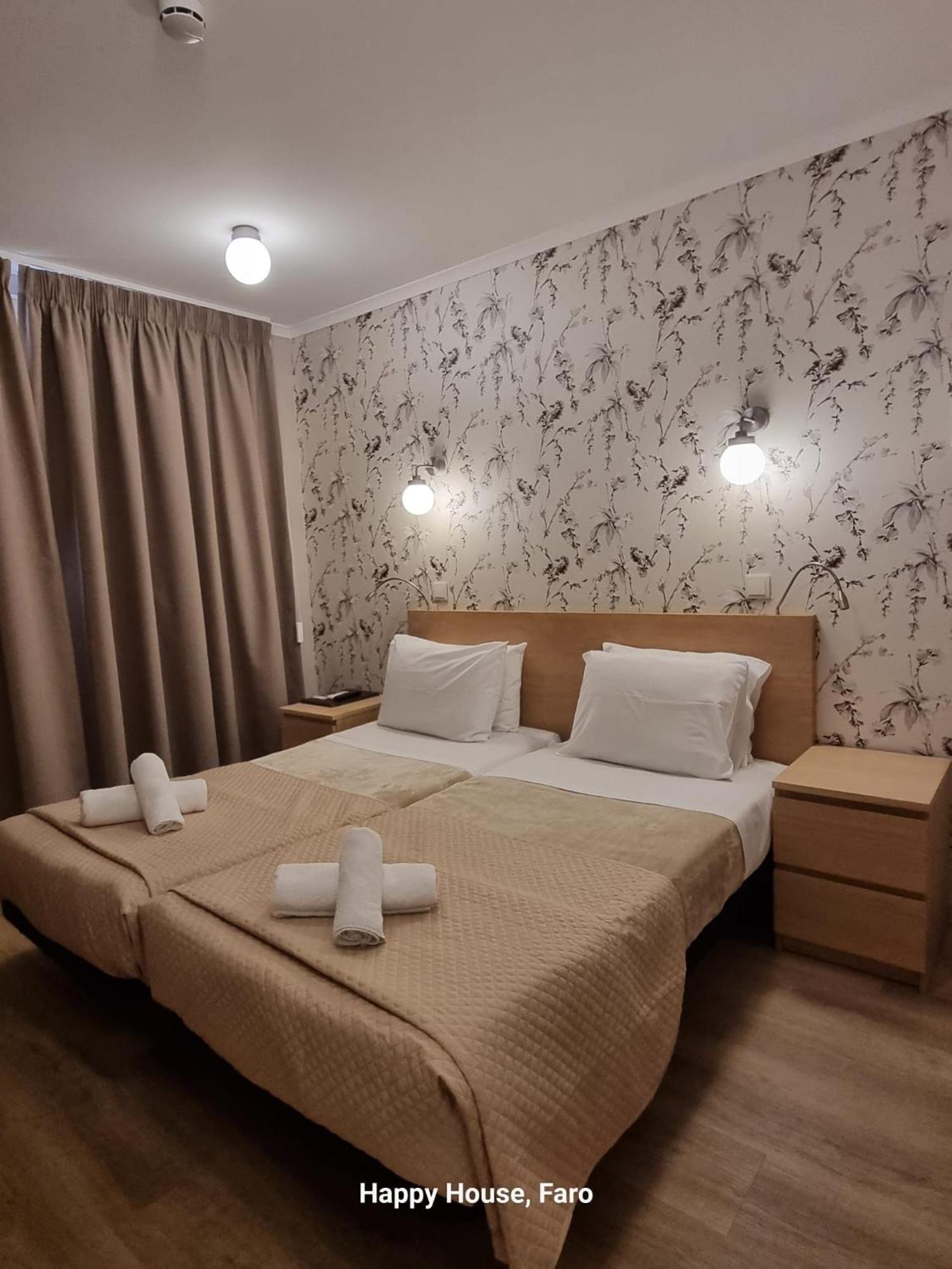 Double or Twin Room,1569101417:JPEG