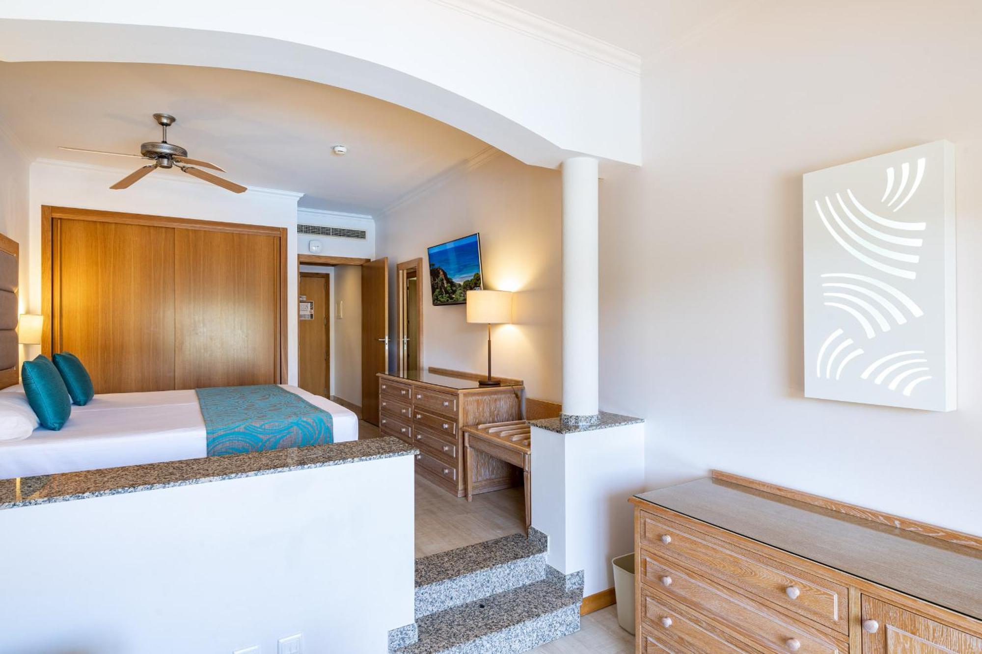 Family Plus Room Pool View