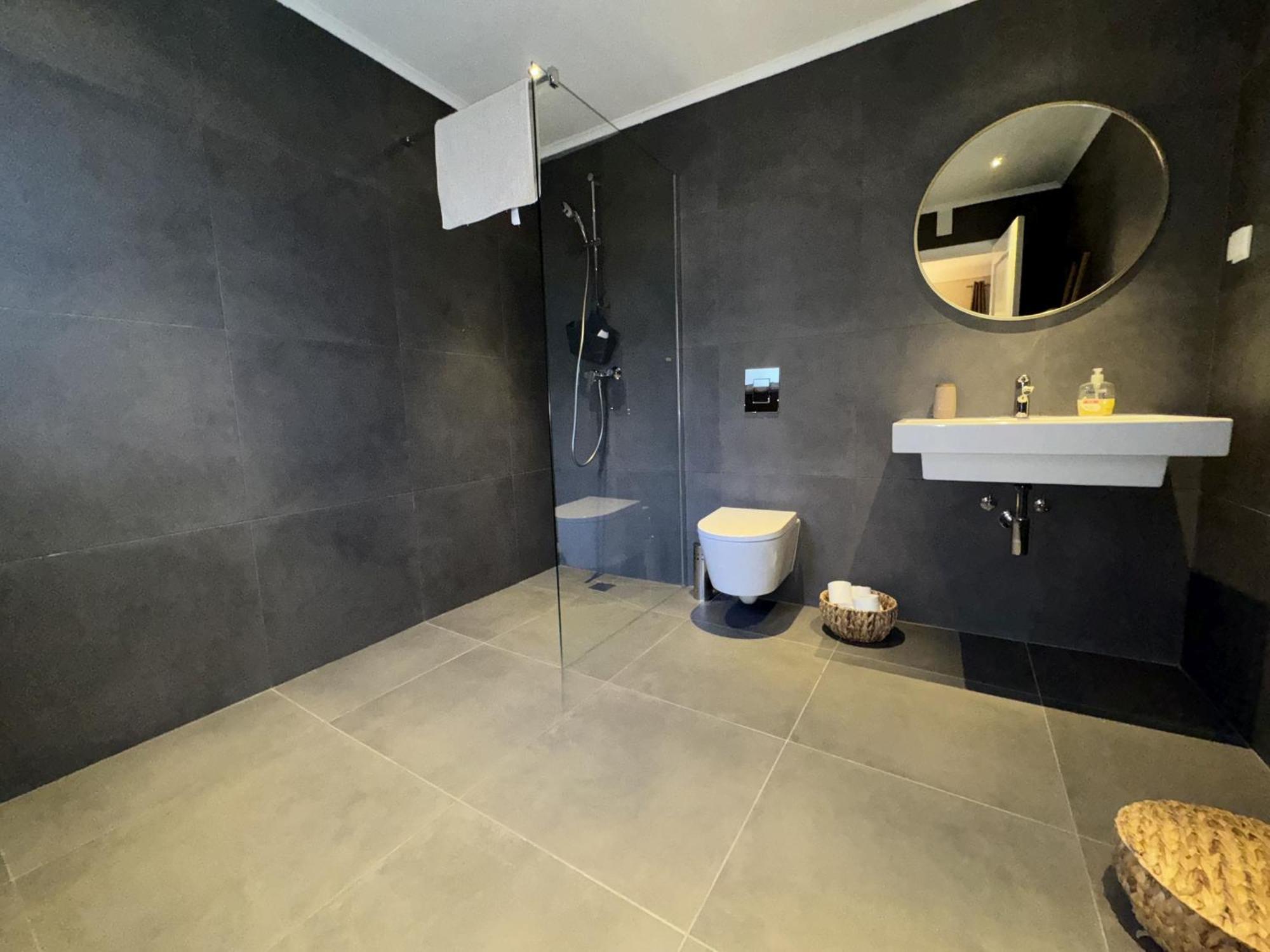 Double Room,1600243308:JPEG