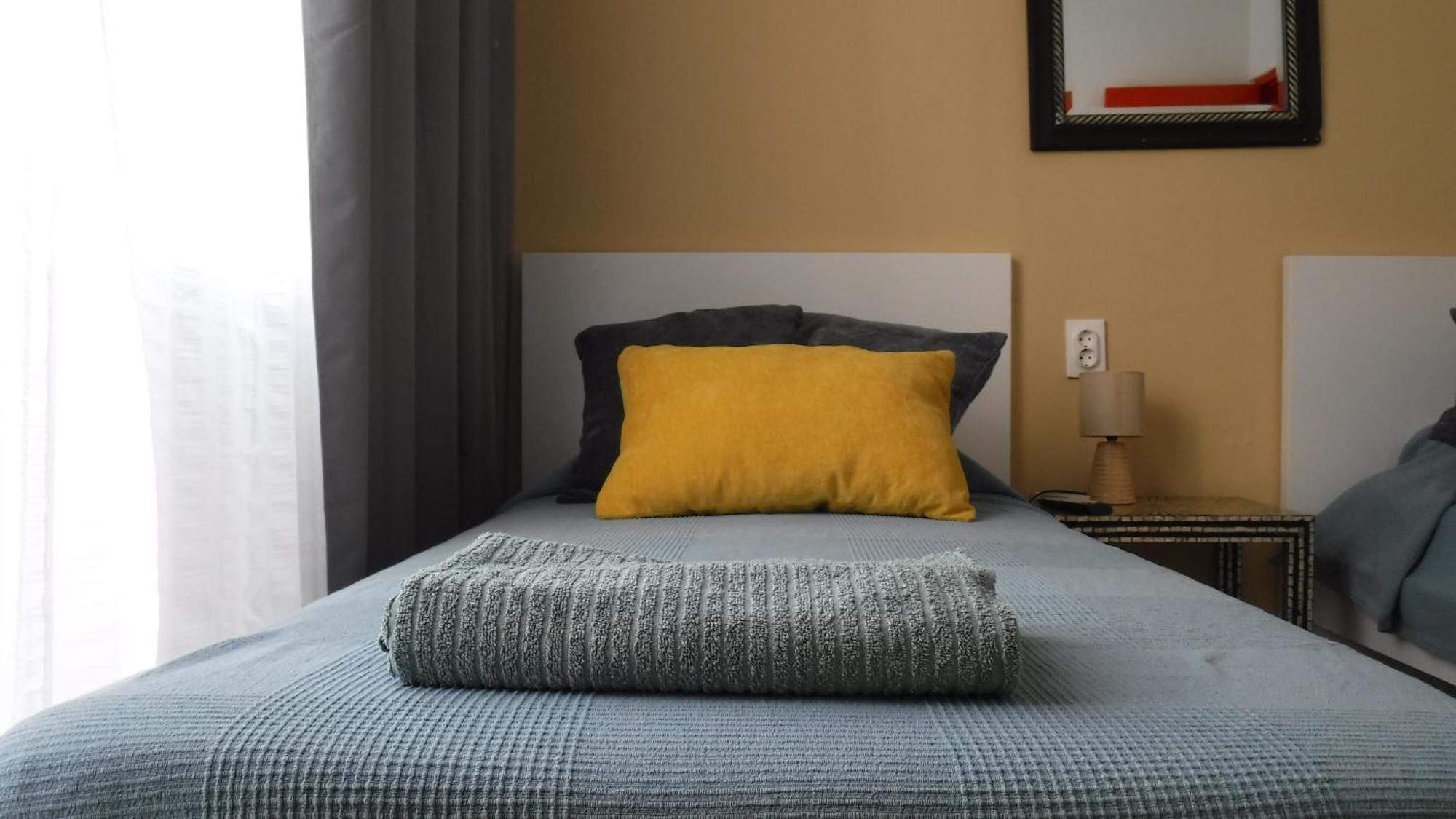 Zweibettzimmer mit Gemeinschaftsbad