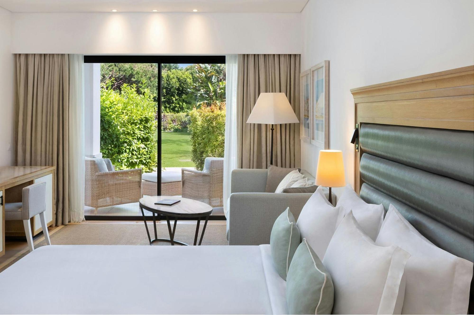 Junior Ocean Suite Garden Access