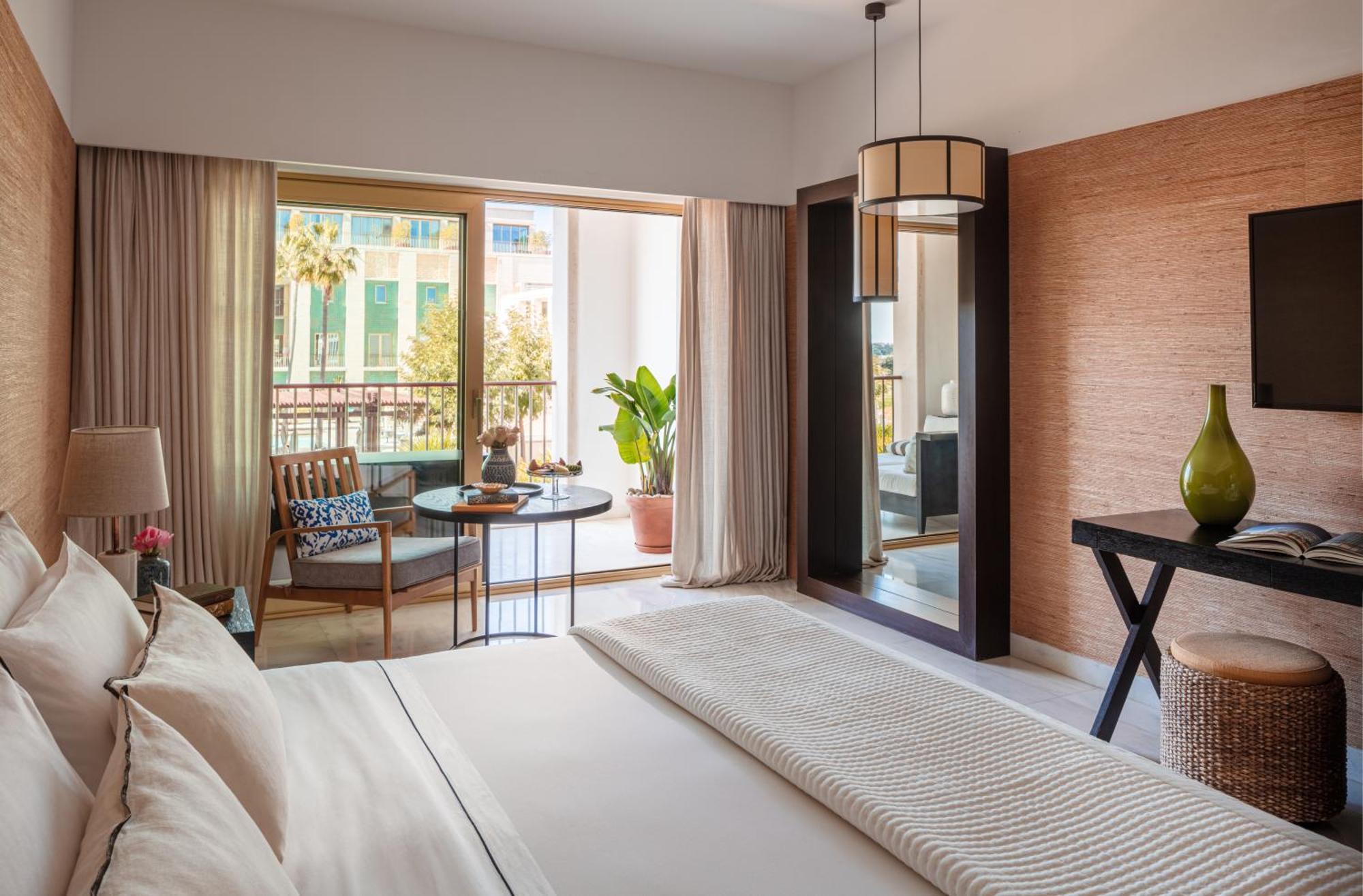 One-Bedroom Suite with Palms Pool View and Balcony,1668098964:JPEG