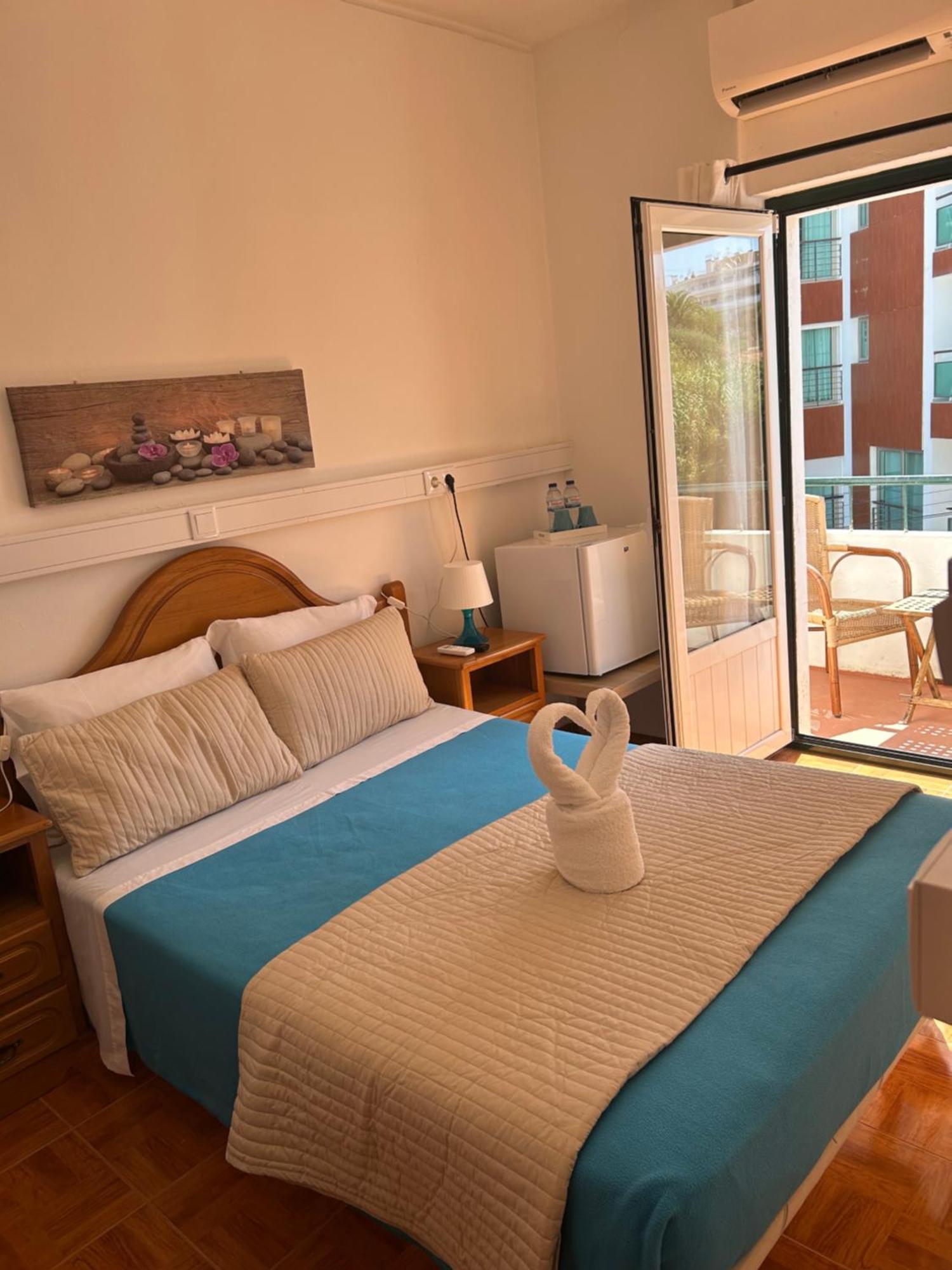 Quarto Duplo Deluxe com Chuveiro