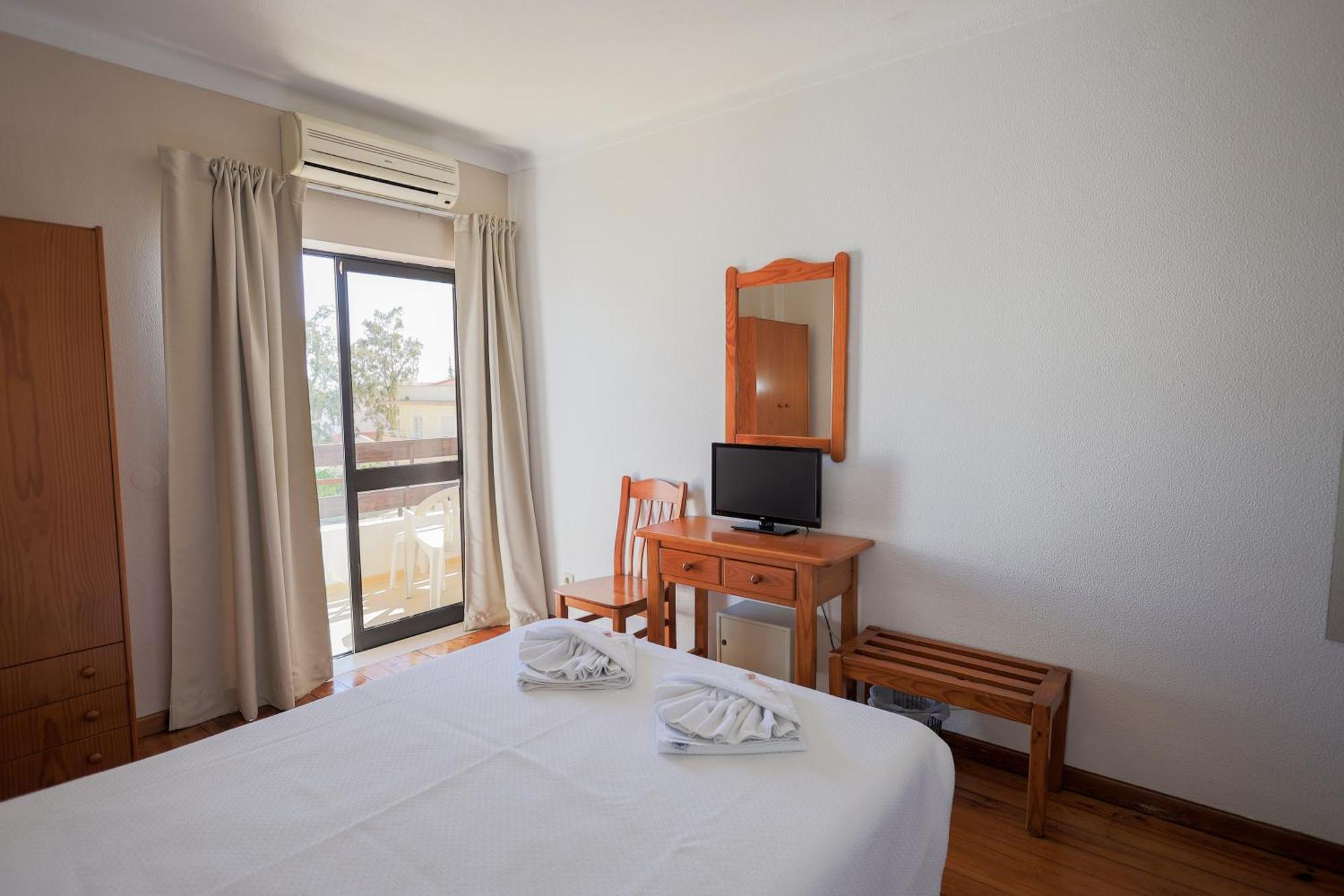 Double Room,1756408578:JPEG