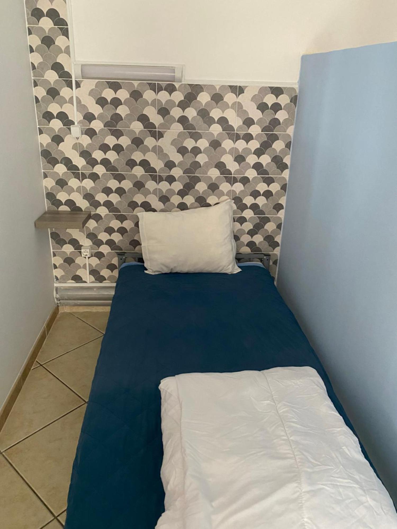 Bed in 8-Bed Mixed Dormitory Room,1758400005:JPEG