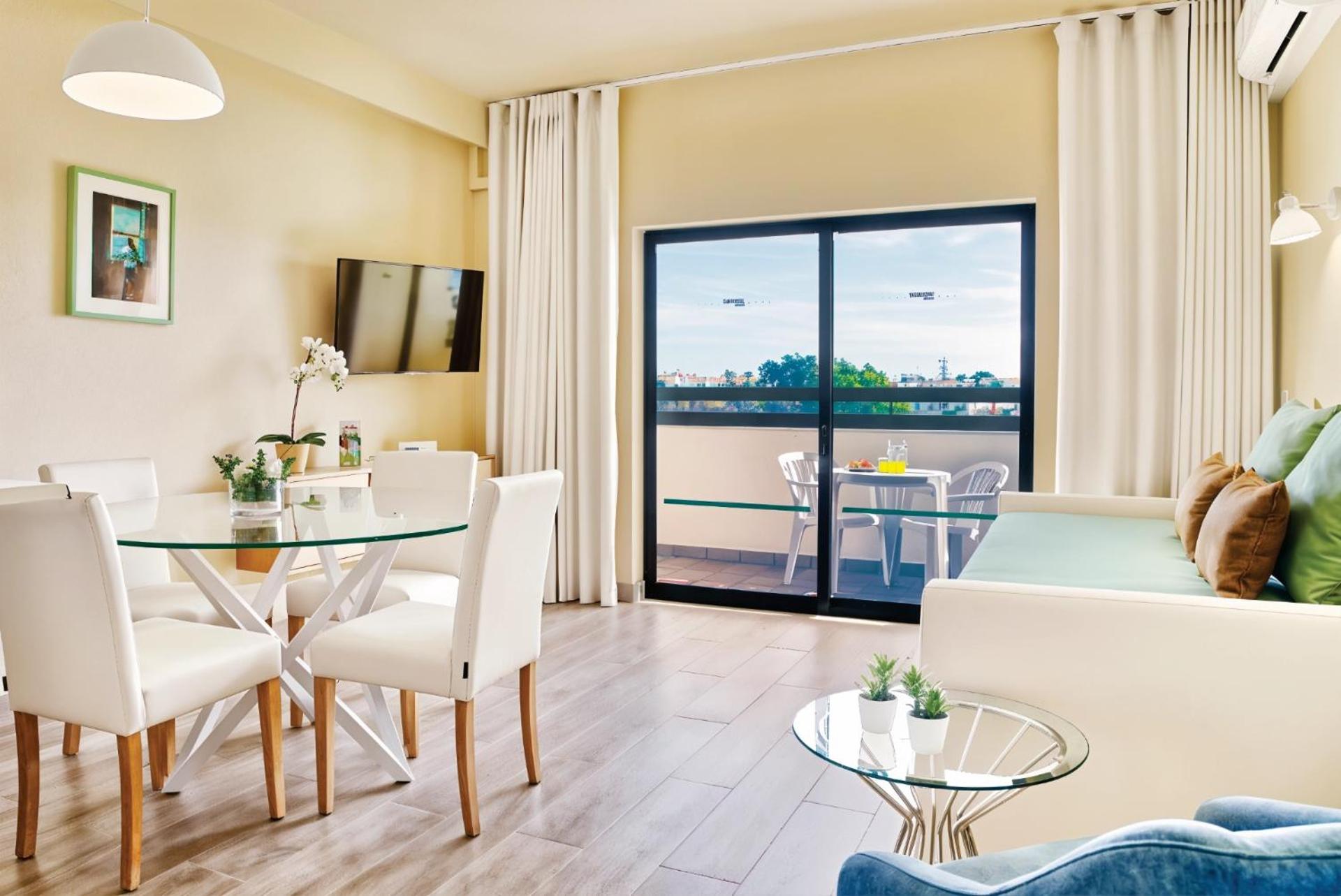 One-Bedroom Apartment,1765839707:JPEG