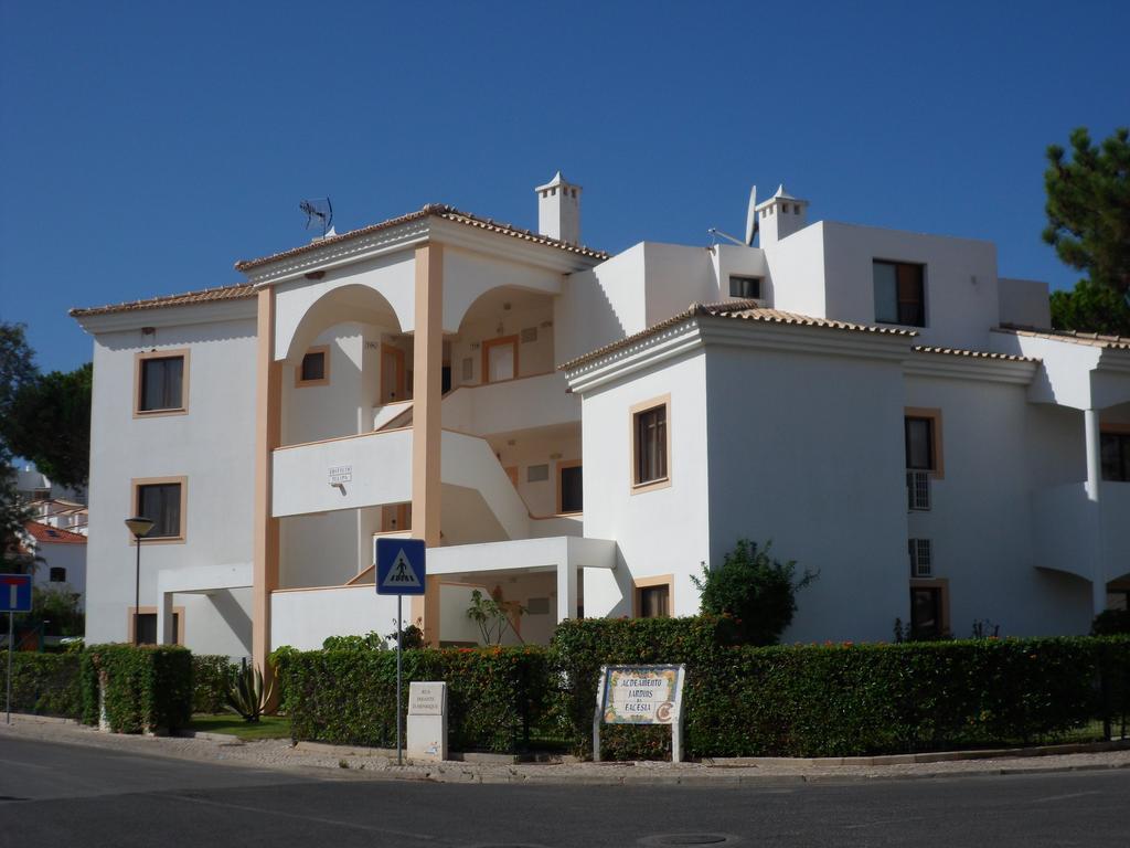 Appartement 1 Chambre avec Accès à la Piscine