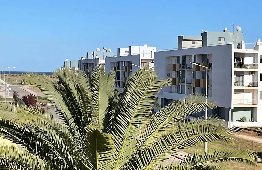 Sun&Sea, Meia Praia Lagos-1
