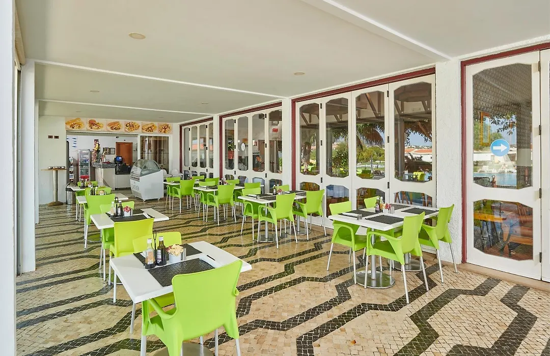 Hotel Apartamento Do Golfe-1