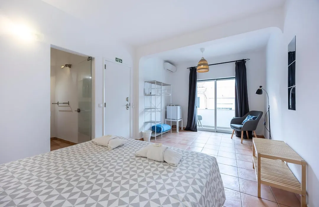 3 Marias Guest House B&B-1