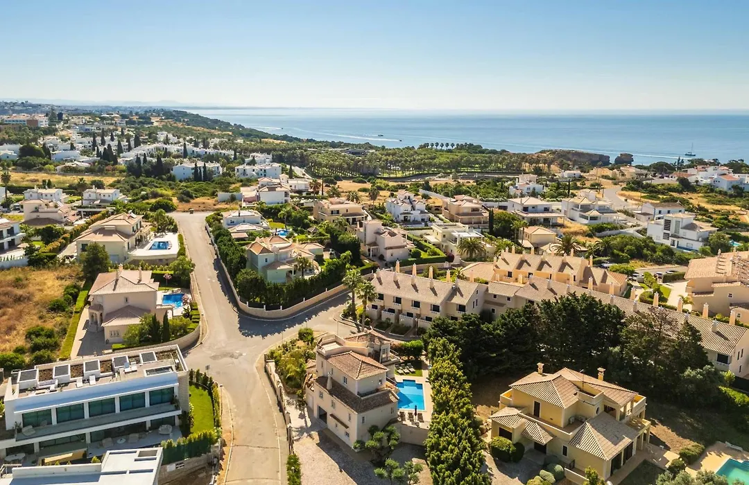 Villa Monte Das Oliveiras With Private Pool-1