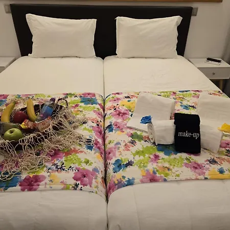 Lc'S Guesthouse-2