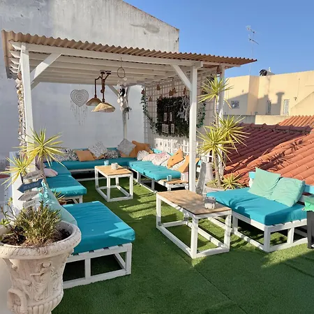 Orange Terrace Hostel-2