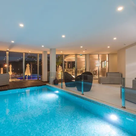 Caneiros Luxury House & Suites-3
