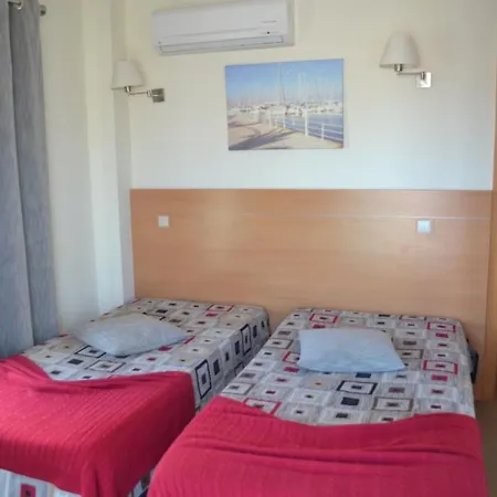 Arenilha Guest House-2