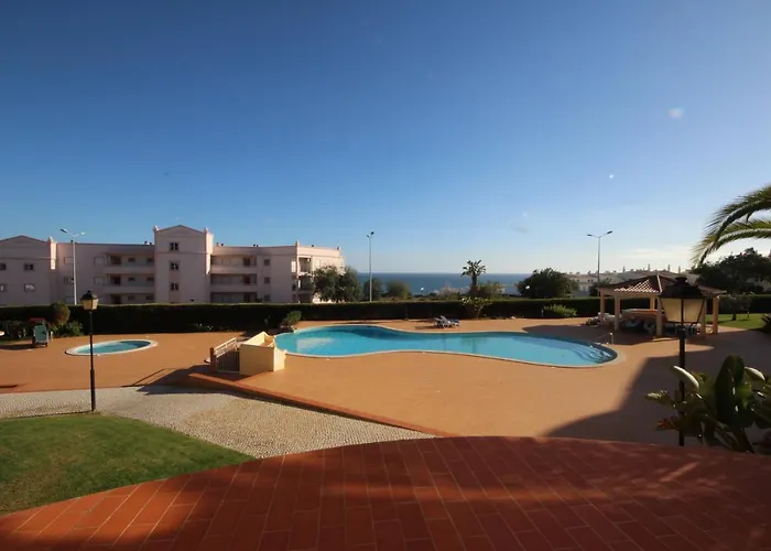 Acácias, spacious apartment with sea view