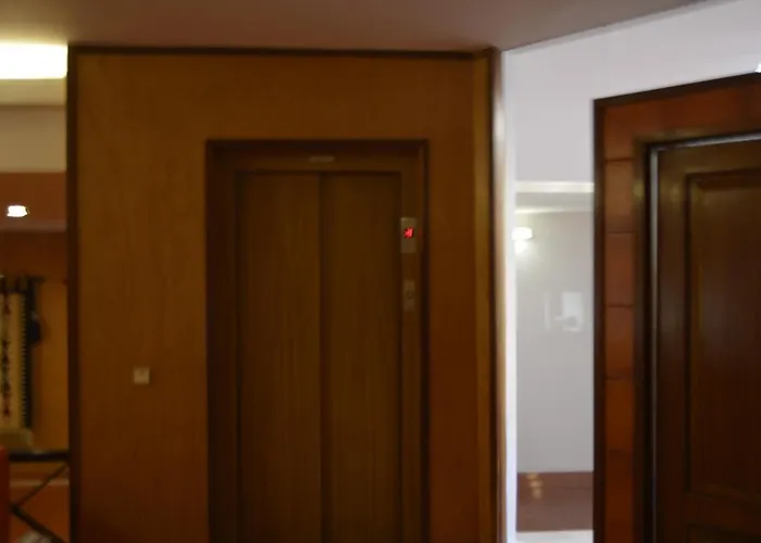 Apartamento próximo da Marina Vilamoura c/piscina e estacionamento