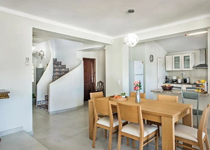 Isabel By Algarve Villa Holidays