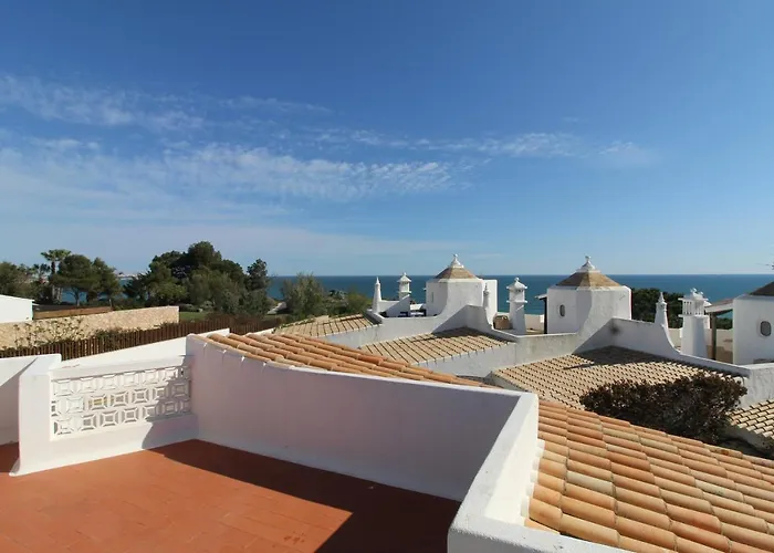 E&M Garden View Beach House VII