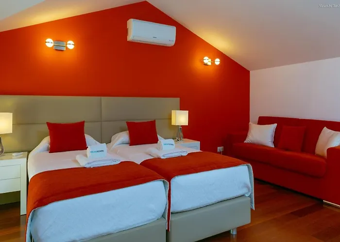 Luzbay Pool Apartments