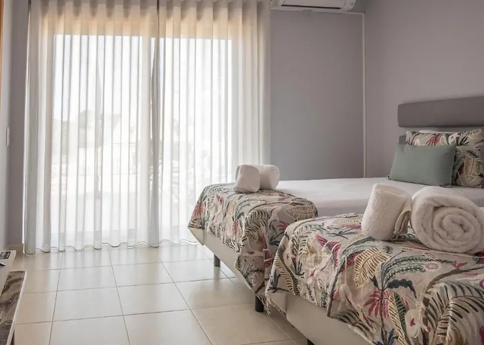 House J Sao Rafael - By Bedzy