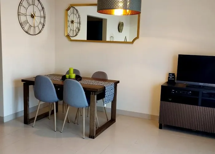 Sunshine Apartment