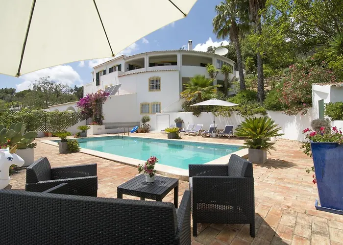 607 Villa Lorena