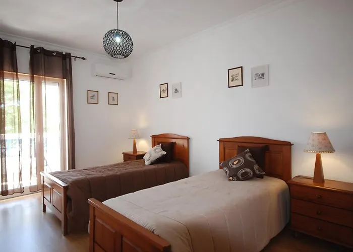 Santa Luzia Residence 2Bdr - 5 Mins Downtown - Pool & Wi-Fi