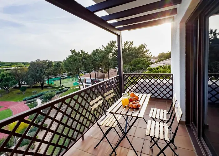 Sunny Open View Т1 Apartment Near Falesia Beach
