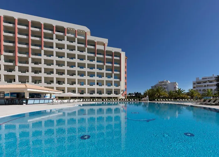 Armacao de Pera Hotels With Pool