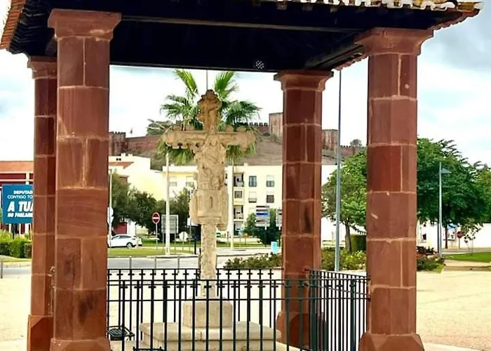 Casa à Porta do Torreão