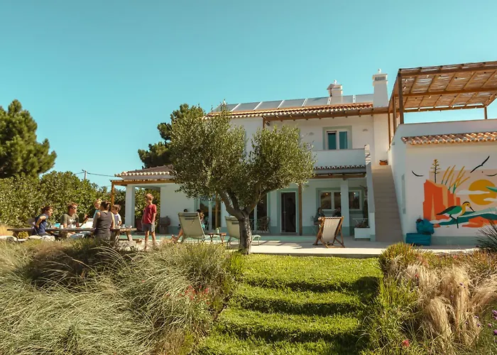 Birds Of Paradise - Boutique Surf Lodge Aljezur