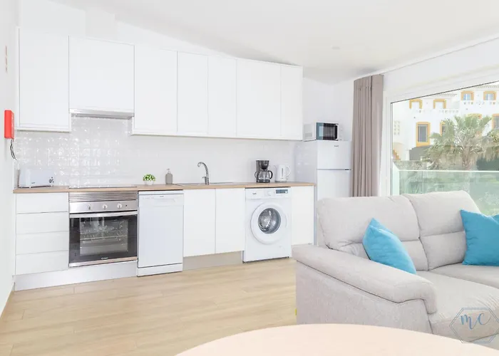 Mc Suites Burgau With Amazing Front Sea View
