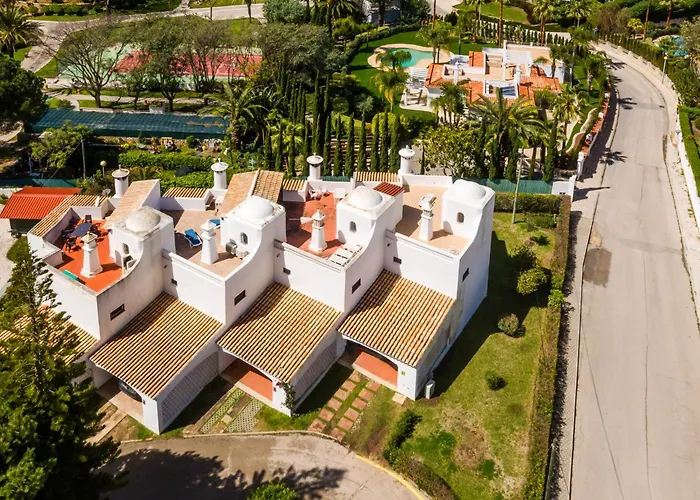 Clifftop Vila Azul - 3Br, Beachside, Pool, Ac