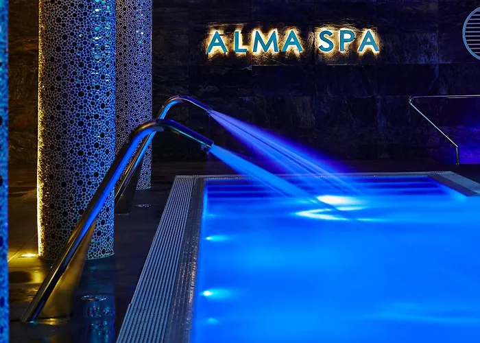 Alcazar Hotel & Spa