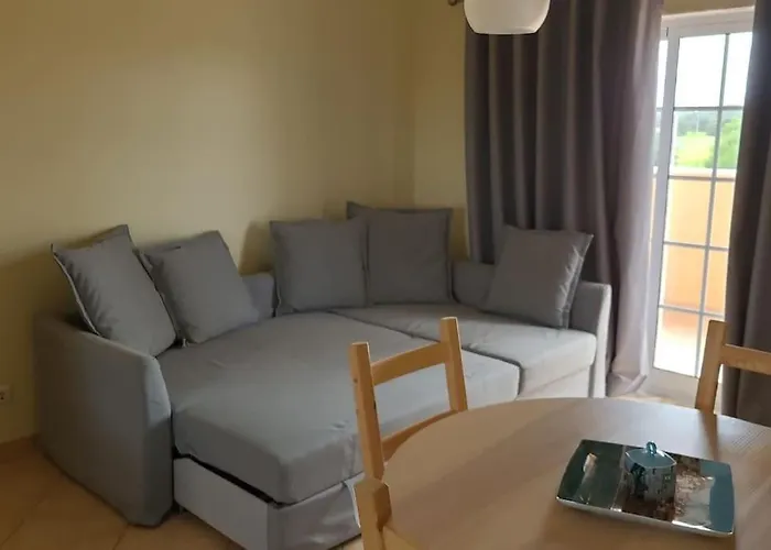 Stela ' S Guest House
