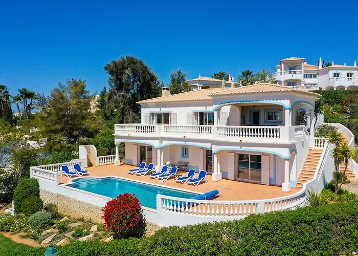 Parque Da Floresta Villa 209 With Pool On Golf Resort