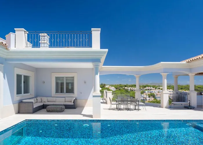 Holiday Villa With Private Pool