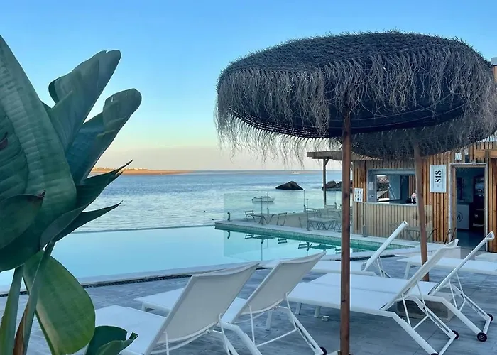 818 Centro Náutico Bungalows