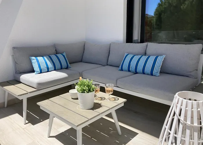 Victory Village, Quinta Do Lago
