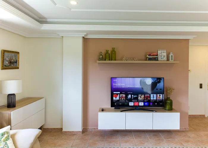 Sunny Open View Т1 Apartment Near Falesia Beach