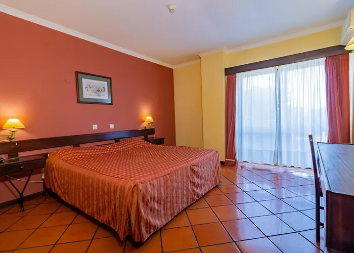 Hotel Colina Dos Mouros